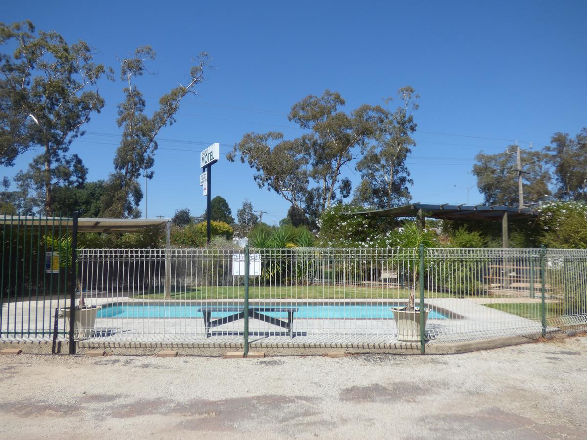 Calder Family Motel Bendigo Luaran gambar